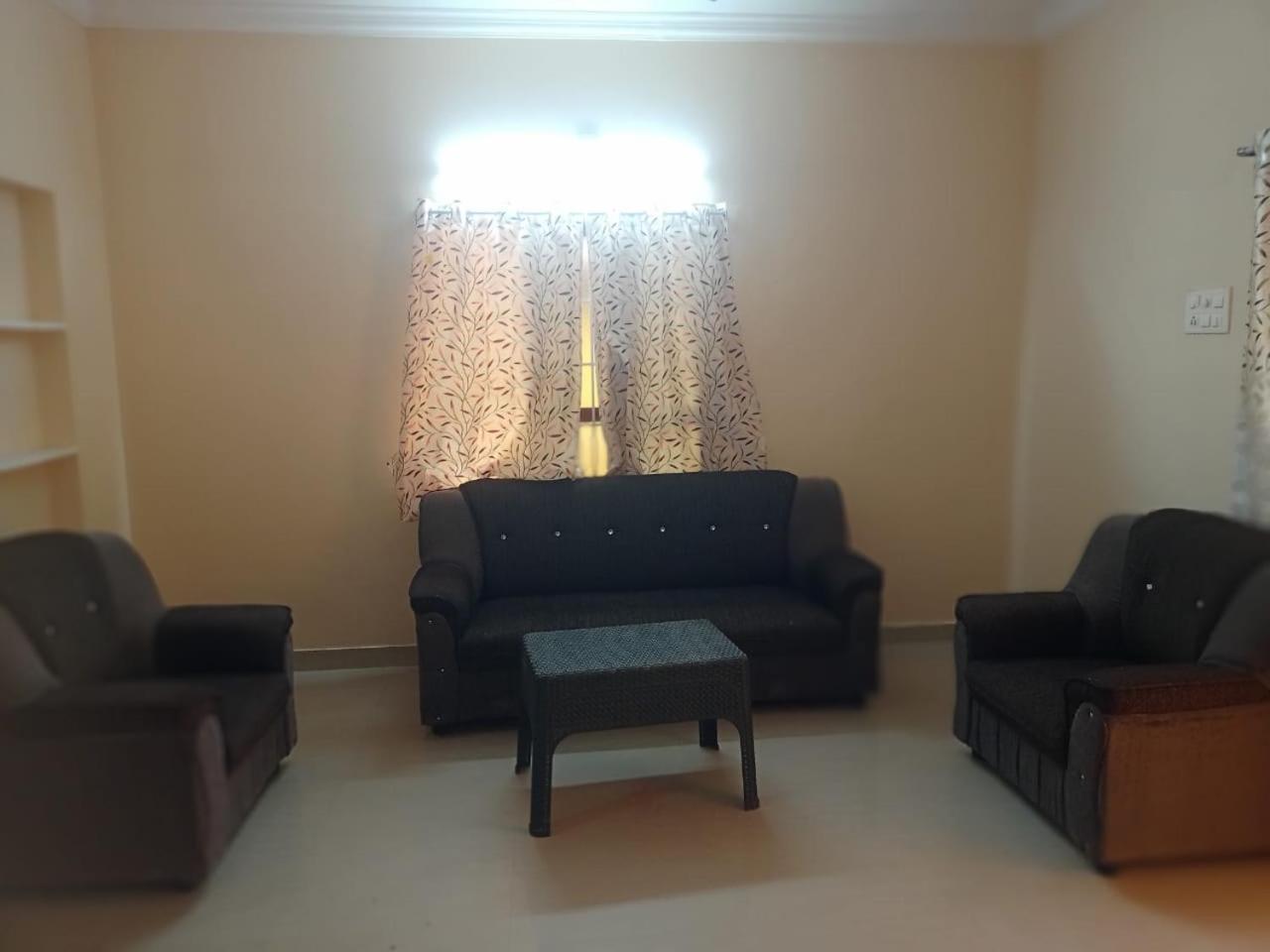 Arumugam Residency Ac Thiruchendur Exterior photo